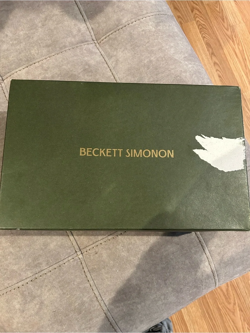 Beckett Simono stylish dark